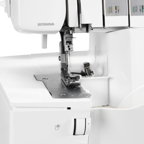 BERNINA L450 - оверлок BERNINA L450 - оверлок